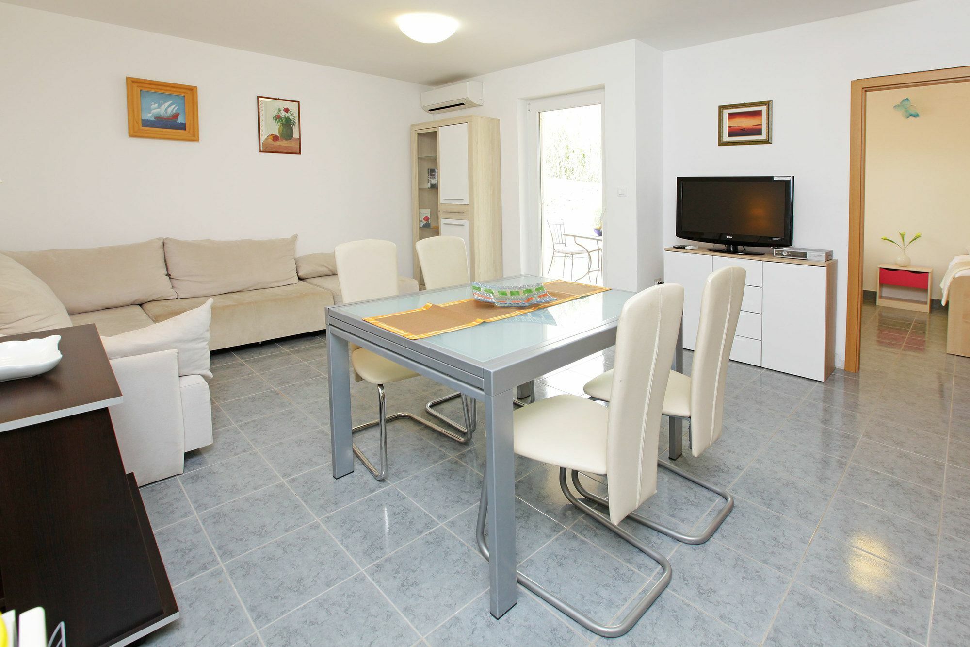 Perla Apartments Bol Eksteriør billede